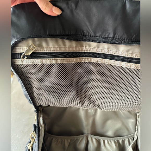 HAPP Diaper Bag - Picture 4 of 4